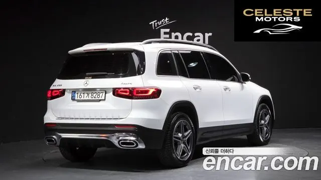 MERCEDES BENZ GLB-Classe X247 GLB250 4MATIC 2020 — photo 2 sur 20