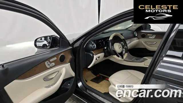 MERCEDES BENZ E-Classe W213 E250 Exclusive 2021 — photo 10 sur 20