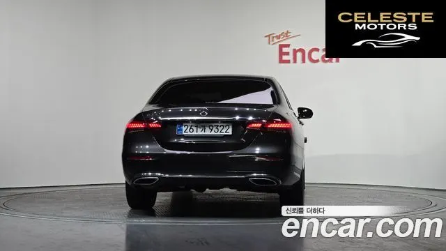 MERCEDES BENZ E-Classe W213 E250 Exclusive 2021 — photo 4 sur 20