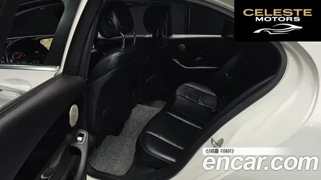 MERCEDES BENZ C-Classe W205 C200 2017 — photo 13 sur 20
