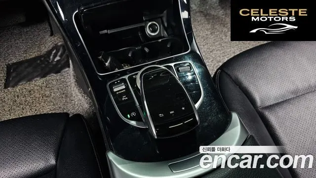 MERCEDES BENZ C-Classe W205 C200 2017 — photo 19 sur 20