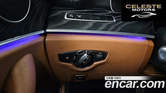 MERCEDES BENZ E-Classe W213 E220d Coupé 2017 — photo 17 sur 20