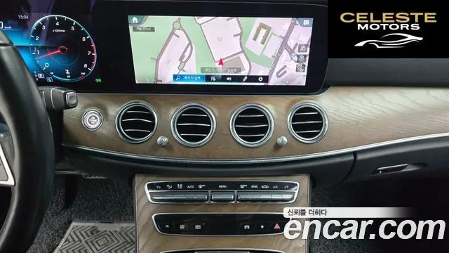 MERCEDES BENZ E-Classe W213 E250 Exclusive 2021 — photo 14 sur 20