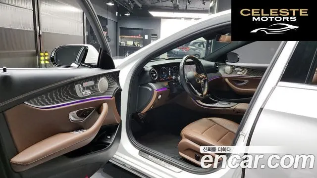 MERCEDES BENZ E-Classe W213 E350 4MATIC Exclusive 2023 — photo 10 sur 26