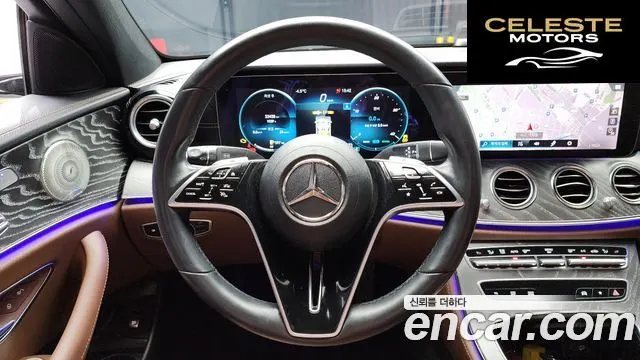 MERCEDES BENZ E-Classe W213 E350 4MATIC Exclusive 2023 — photo 13 sur 26