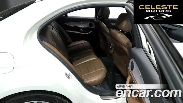 MERCEDES BENZ E-Classe W213 E250 Avantgarde 2021 — photo 12 sur 25