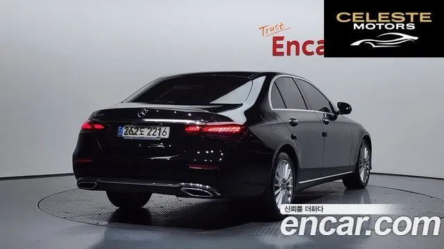 MERCEDES BENZ E-Classe W213 E250 Exclusive 2021 — photo 2 sur 20