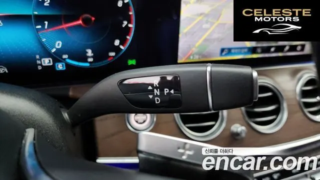 MERCEDES BENZ E-Classe W213 E250 Exclusive 2021 — photo 9 sur 20