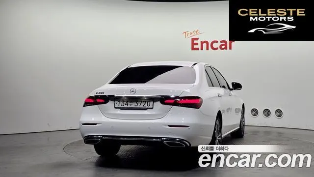 MERCEDES BENZ E-Classe W213 E250 Avantgarde 2022 — photo 4 sur 20