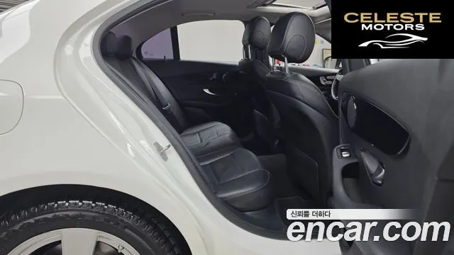 MERCEDES BENZ C-Classe W205 C200 2016 — photo 12 sur 20