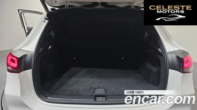 MERCEDES BENZ GLA-Classe H247 GLA220 2021 — photo 20 sur 26