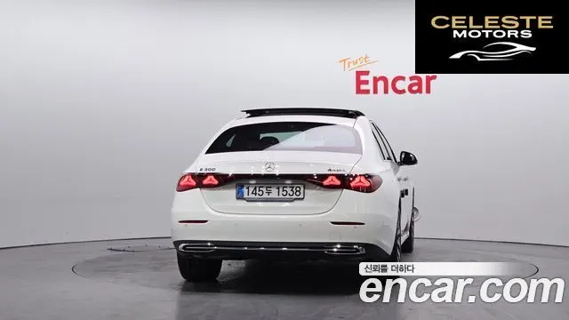 MERCEDES BENZ E-Classe W214 E300 4MATIC Exclusive 2025 — photo 4 sur 20