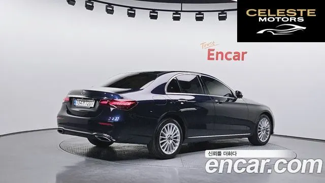 MERCEDES BENZ E-Classe W213 E250 Exclusive 2022 — photo 2 sur 26