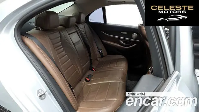 MERCEDES BENZ E-Classe W213 E220d Avantgarde 2017 — photo 12 sur 20