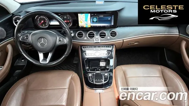 MERCEDES BENZ E-Classe W213 E220d Avantgarde 2017 — photo 7 sur 20