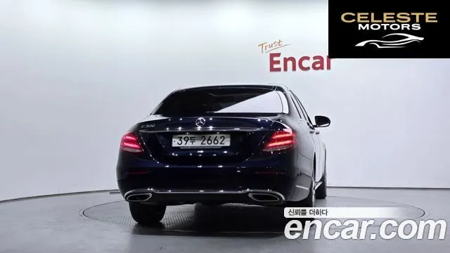 MERCEDES BENZ E-Classe W213 E300 Exclusive 2018 — photo 4 sur 20