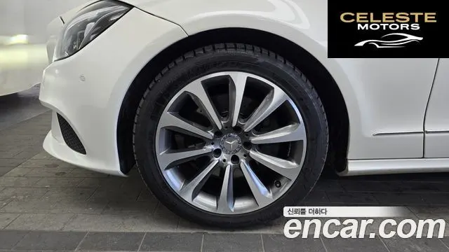 MERCEDES BENZ CLS-Classe W218 CLS250 d 4MATIC 2016 — photo 5 sur 20