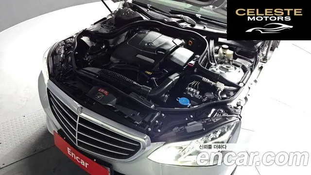 MERCEDES BENZ E-Classe W212 E200 2014 — photo 6 sur 20