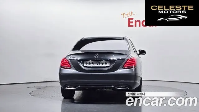 MERCEDES BENZ C-Classe W205 C200 Avantgarde 2017 — photo 4 sur 20