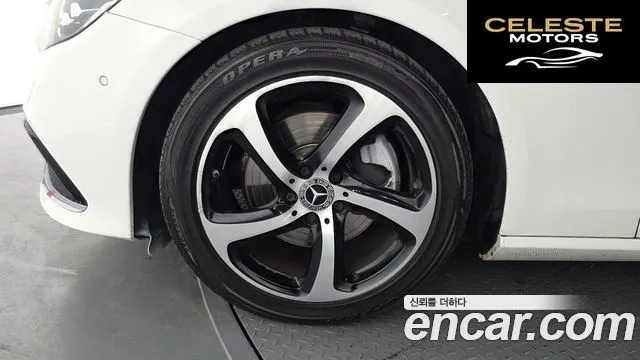 MERCEDES BENZ E-Classe W213 E250 Avantgarde 2021 — photo 5 sur 20