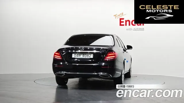 MERCEDES BENZ E-Classe W213 E300 4MATIC Exclusive 2018 — photo 4 sur 20