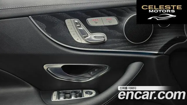 MERCEDES BENZ E-Classe W213 E220d Cabriolet 2019 — photo 19 sur 26