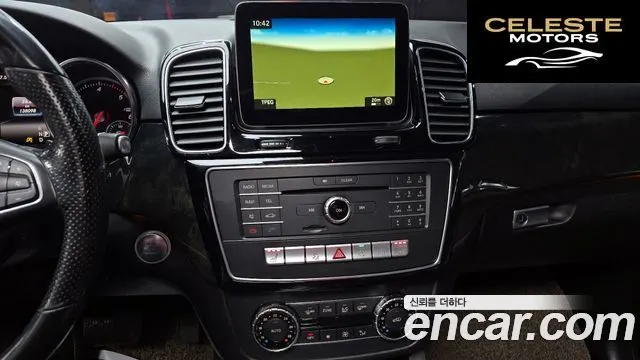 MERCEDES BENZ GLE-Classe W166 GLE250 d 4MATIC 2016 — photo 16 sur 20