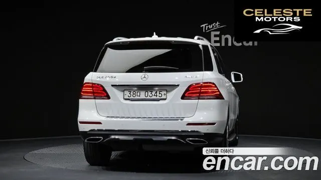 MERCEDES BENZ GLE-Classe W166 GLE250 d 4MATIC 2016 — photo 4 sur 20