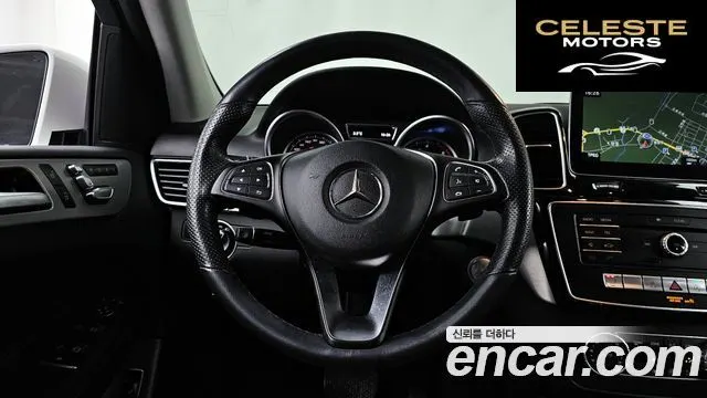 MERCEDES BENZ GLE-Classe W166 GLE350 d 4MATIC 2018 — photo 13 sur 26