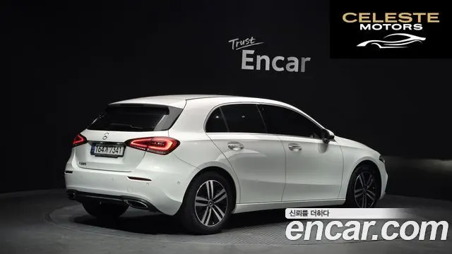 MERCEDES BENZ A-Classe W177 A220 Hatchback 2021 — photo 2 sur 20