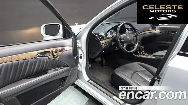 MERCEDES BENZ E-Classe W211 E350 2007 — photo 11 sur 26