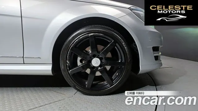 MERCEDES BENZ C-Classe W204 C200 CGI Avantgarde Package 2013 — photo 5 sur 20