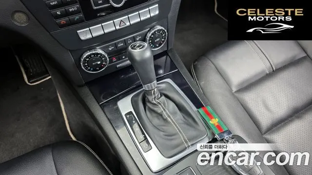 MERCEDES BENZ C-Classe W204 C200 CGI Avantgarde Package 2013 — photo 9 sur 20