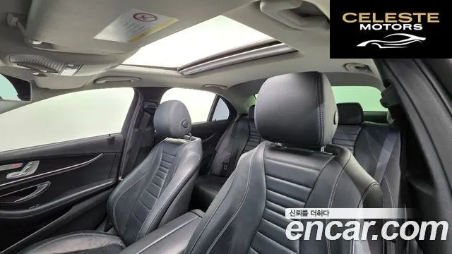 MERCEDES BENZ E-Classe W213 E220d 4MATIC Avantgarde 2017 — photo 12 sur 20