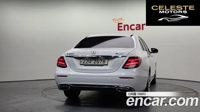 MERCEDES BENZ E-Classe W213 E220d 4MATIC Avantgarde 2017 — photo 4 sur 20