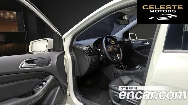 MERCEDES BENZ B-Classe W246 B200 CDI 2013 — photo 10 sur 26
