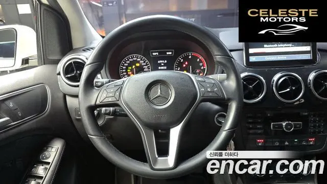 MERCEDES BENZ B-Classe W246 B200 CDI 2013 — photo 13 sur 26