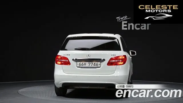 MERCEDES BENZ B-Classe W246 B200 CDI 2013 — photo 4 sur 26