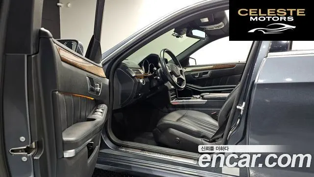 MERCEDES BENZ E-Classe W212 E300 2016 — photo 10 sur 20