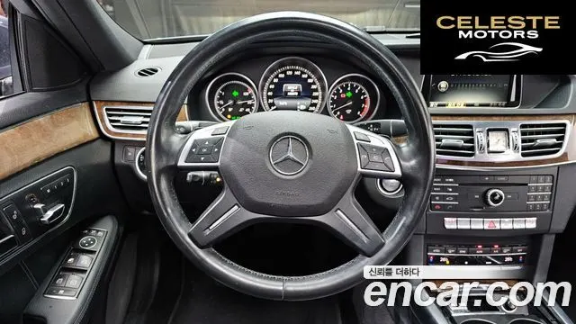 MERCEDES BENZ E-Classe W212 E300 2016 — photo 13 sur 20