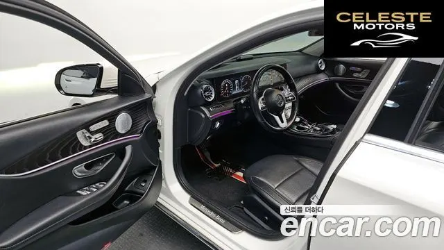 MERCEDES BENZ E-Classe W213 E300 4MATIC Avantgarde 2019 — photo 10 sur 20