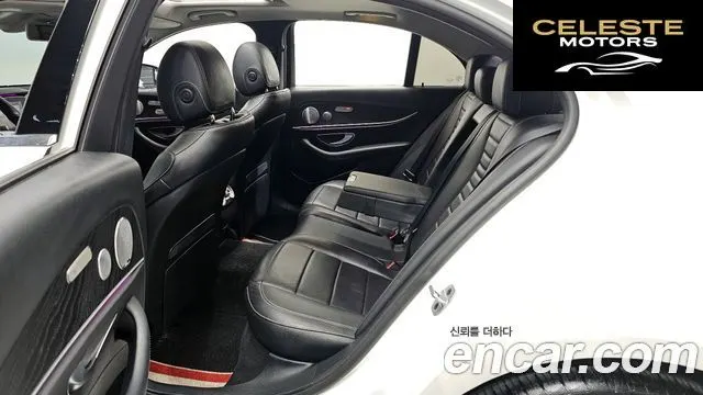MERCEDES BENZ E-Classe W213 E300 4MATIC Avantgarde 2019 — photo 11 sur 20