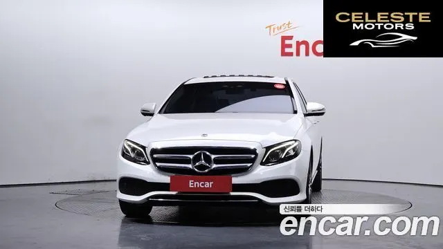 MERCEDES BENZ E-Classe W213 E300 4MATIC Avantgarde 2019 — photo 3 sur 20