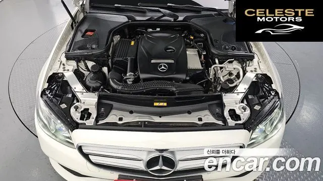 MERCEDES BENZ E-Classe W213 E300 4MATIC Avantgarde 2019 — photo 6 sur 20