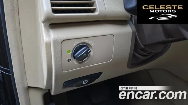 MERCEDES BENZ R-Classe R350 4MATIC 2007 — photo 17 sur 20
