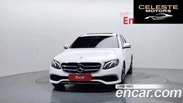MERCEDES BENZ E-Classe W213 E250 Avantgarde 2020 — photo 3 sur 20