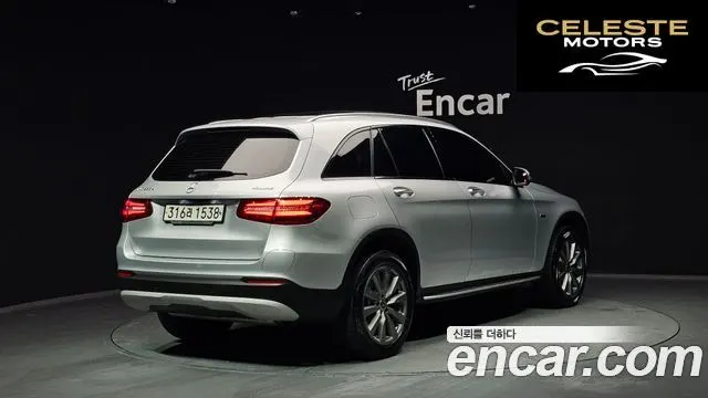 MERCEDES BENZ GLC-Classe X253 GLC350e 4MATIC Premium 2019 — photo 2 sur 20