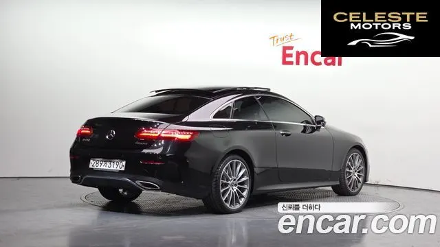 MERCEDES BENZ E-Classe W213 E450 4MATIC Coupé 2020 — photo 2 sur 20