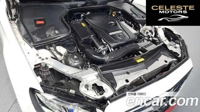 MERCEDES BENZ E-Classe W213 E300 4MATIC Avantgarde 2018 — photo 6 sur 20