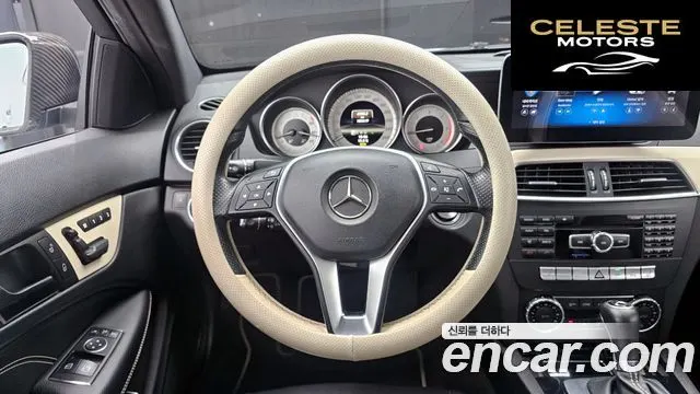MERCEDES BENZ C-Classe W204 C220 CDI Coupé 2013 — photo 13 sur 20